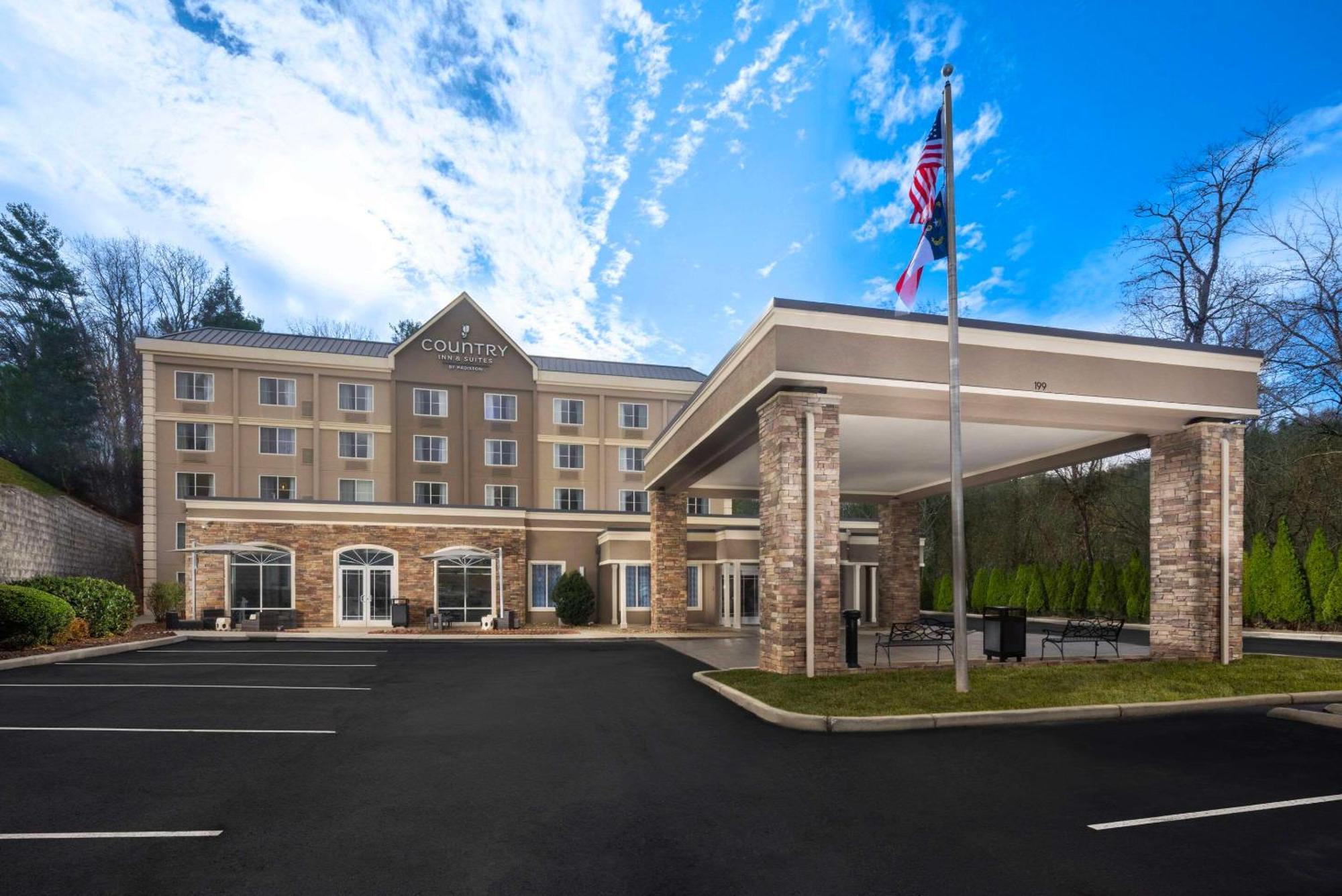 Country & By Radisson Downtown Tunnel Road Asheville