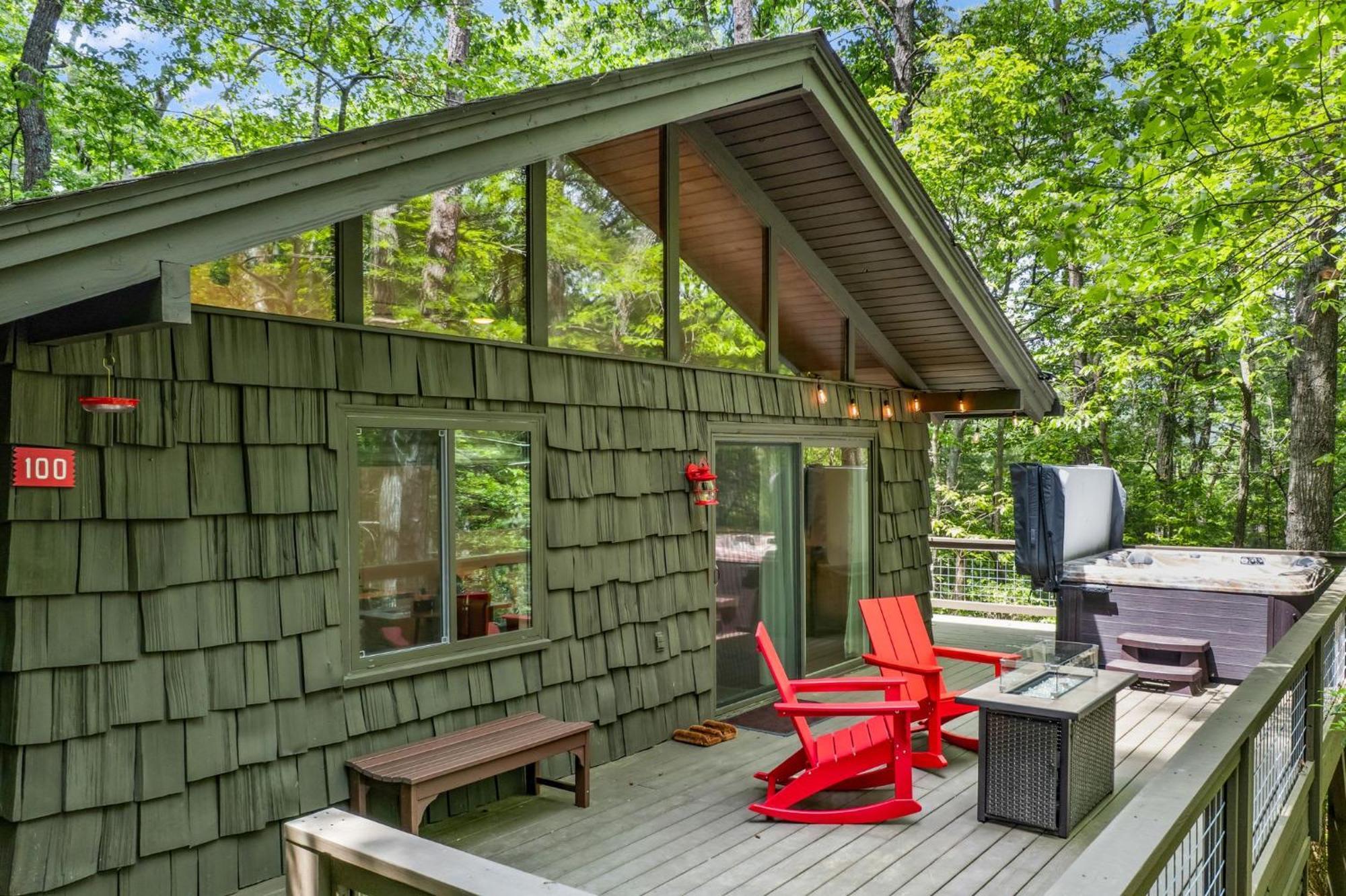 Woodhaven Sauna & Hot Tub Holiday home Asheville