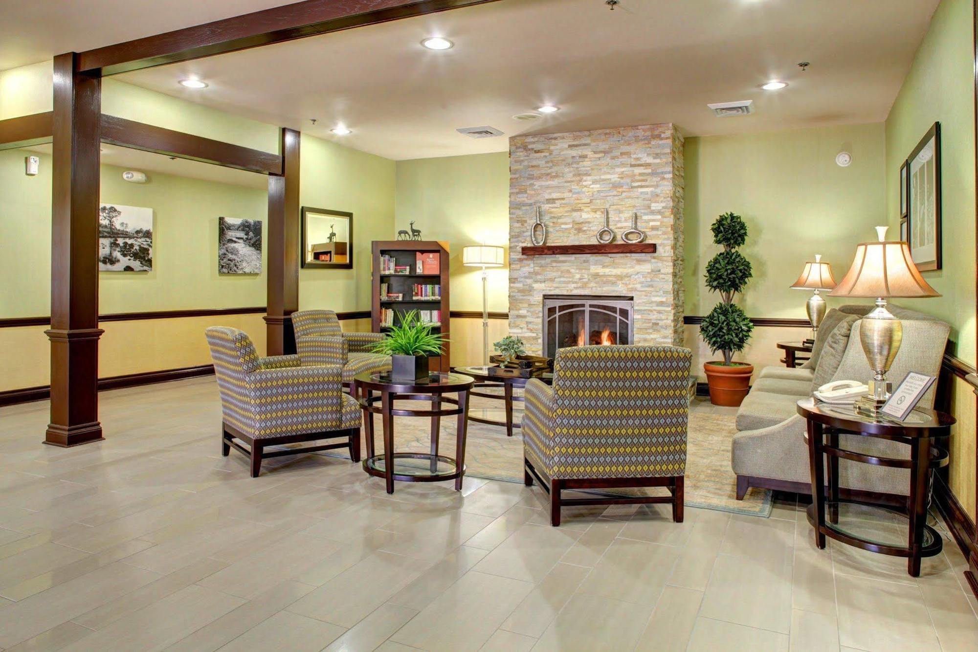 Country & By Radisson Downtown Tunnel Road Hotel 3*