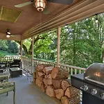 South Asheville Home With Hot Tub Just 11 Miles To Downtown