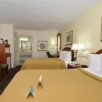 Quality Inn & Suites Biltmore East