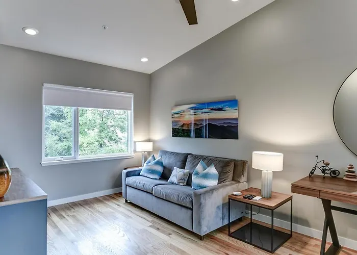 239 South Slope Beauty