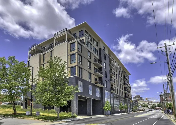 45 Asheland Avenue Unit 408