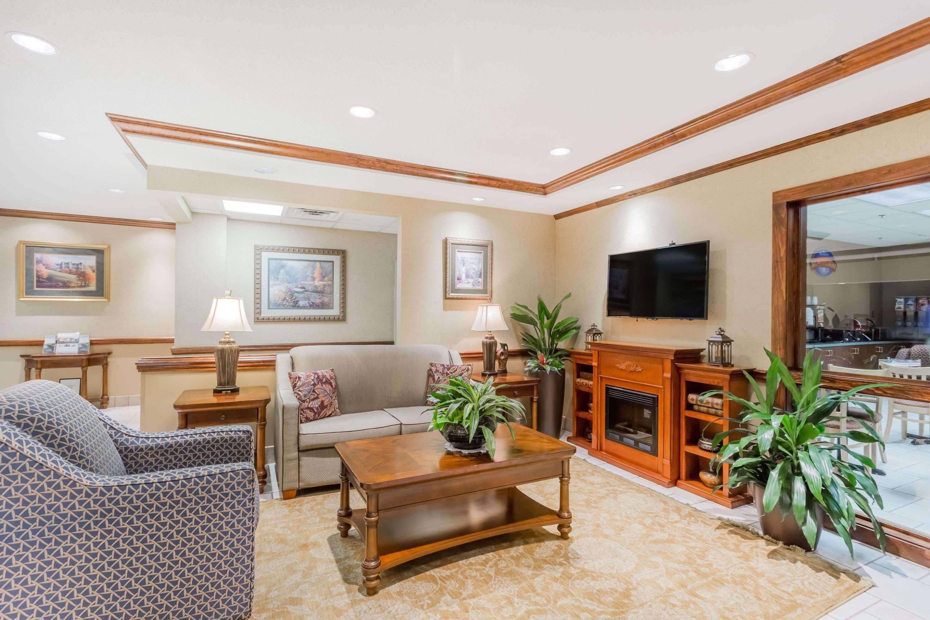 Baymont By Wyndham Asheville/biltmore Hotel 3*