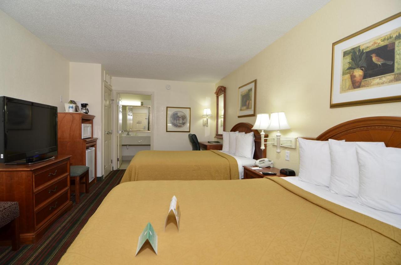 Quality & Biltmore East Hotel