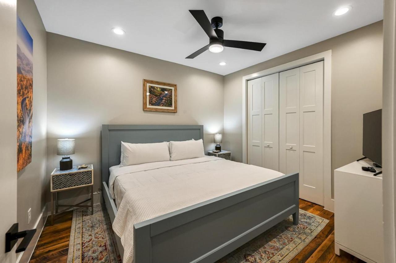 Fantastic 2 Bedroom 2 Bath *