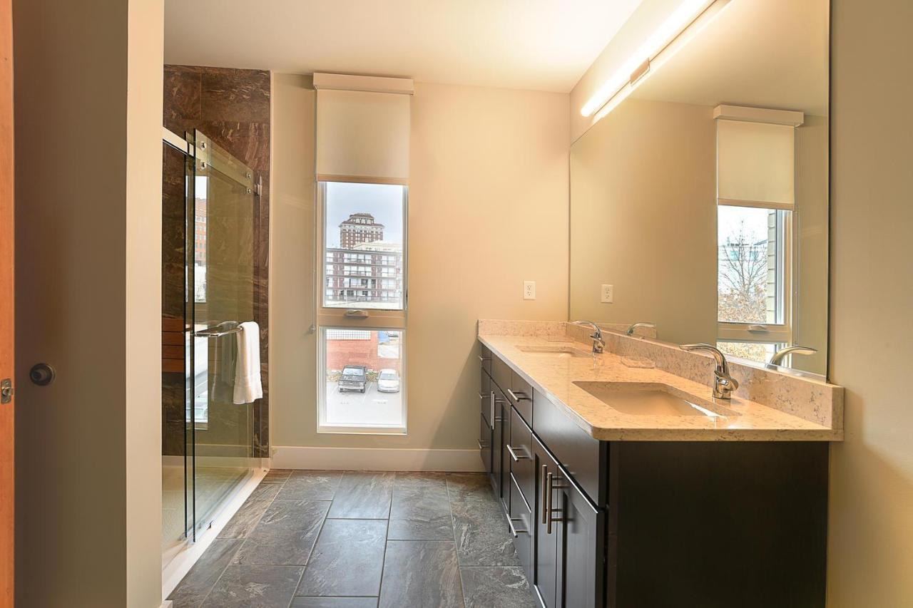 45 Asheland Avenue Unit 403 Holiday home Asheville