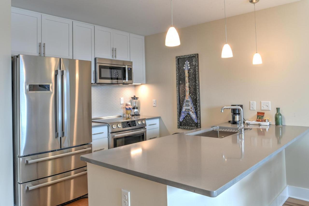 45 Asheland Avenue Unit 501 *