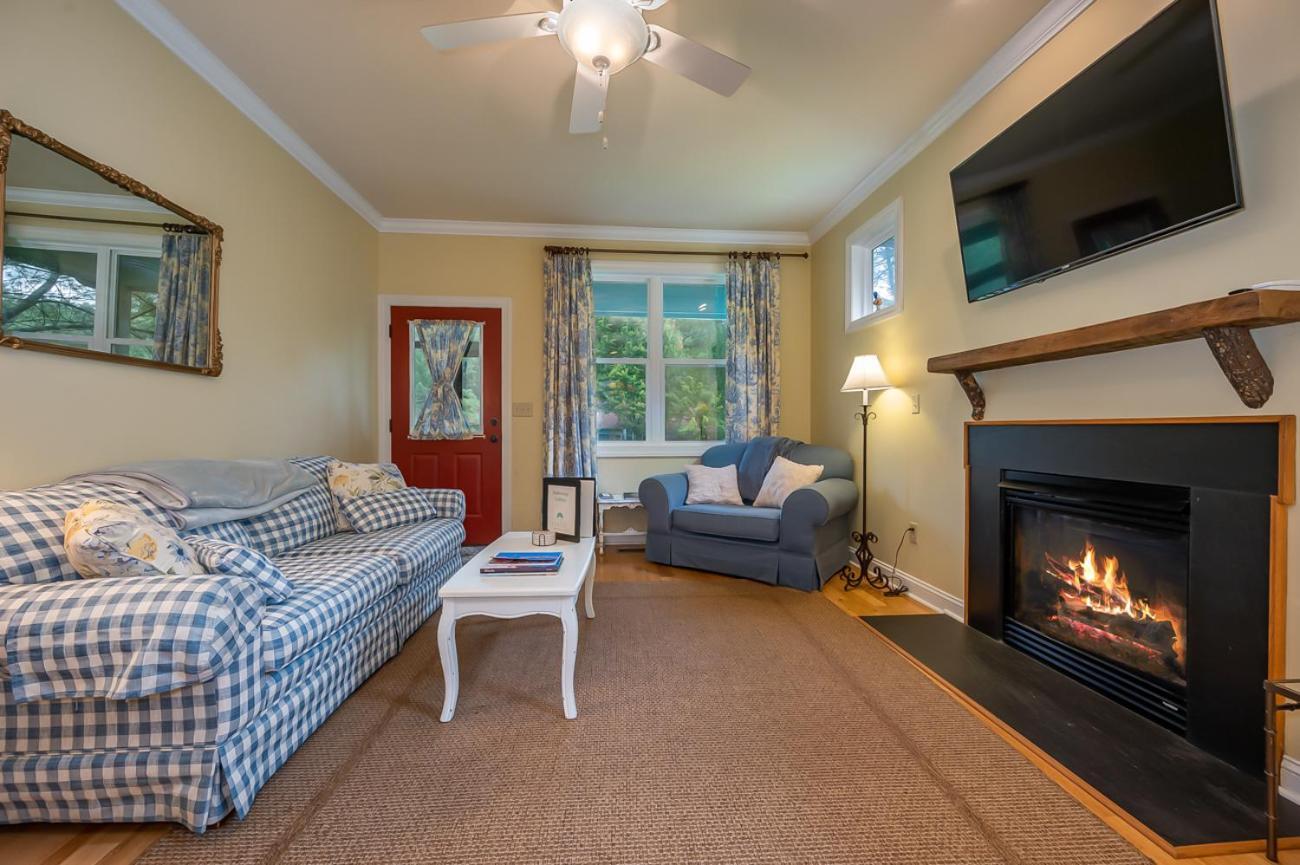 Buttercup Holiday home Asheville