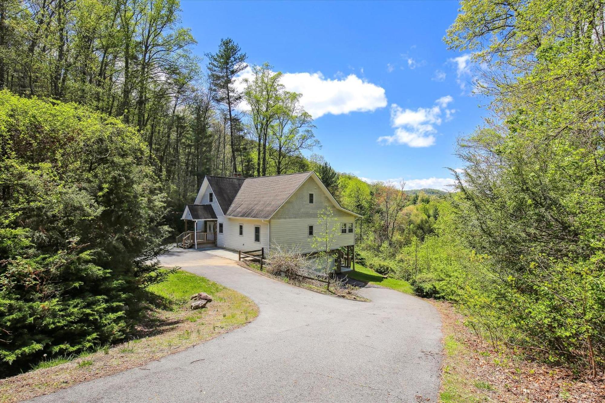 10 Min To Dt, 15 Min To Biltmore, Fire Pit, View Holiday home
