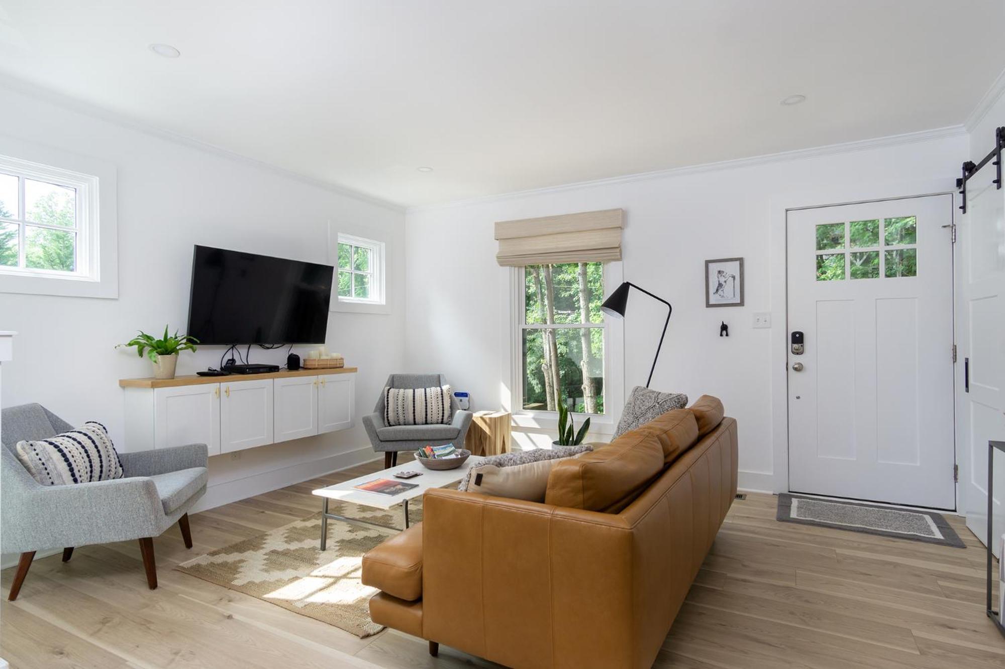 Cottontail Pet-friendly, Fire Pit & 10 Min. To Downtown Avl! Holiday home Asheville