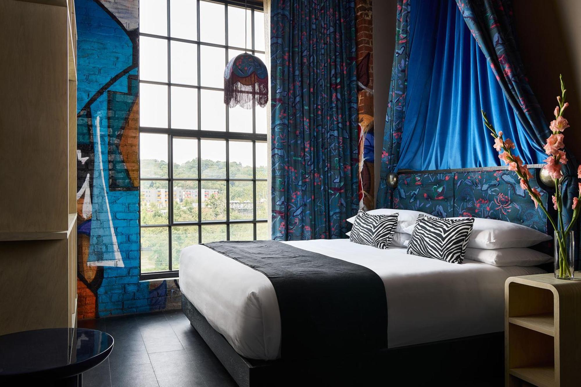 The Radical Asheville, Tapestry Collection By Hilton 4*