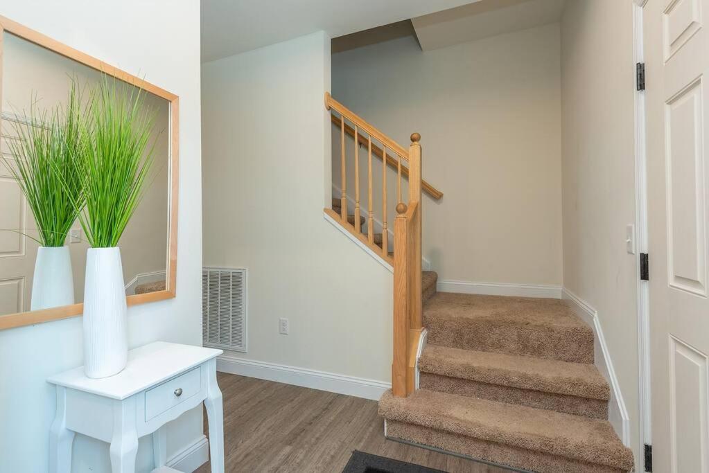 Pisgah Place! Comfy 2br Apt/house! Holiday home