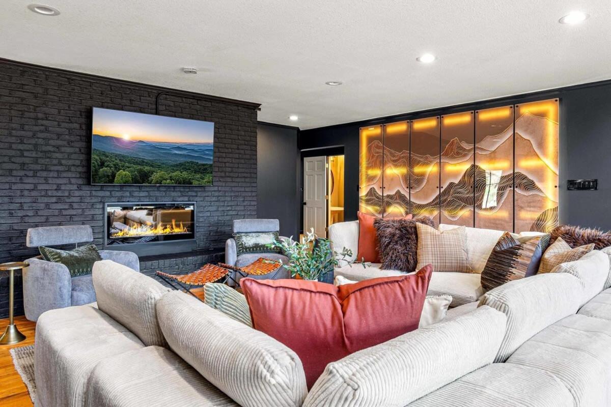 Holiday home 7k Sq Ft Mountain Estate -the Epic Experience *