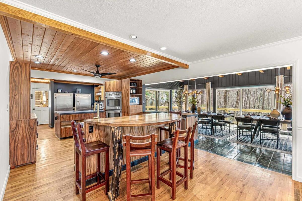Holiday home 7k Sq Ft Mountain Estate -the Epic Experience Asheville