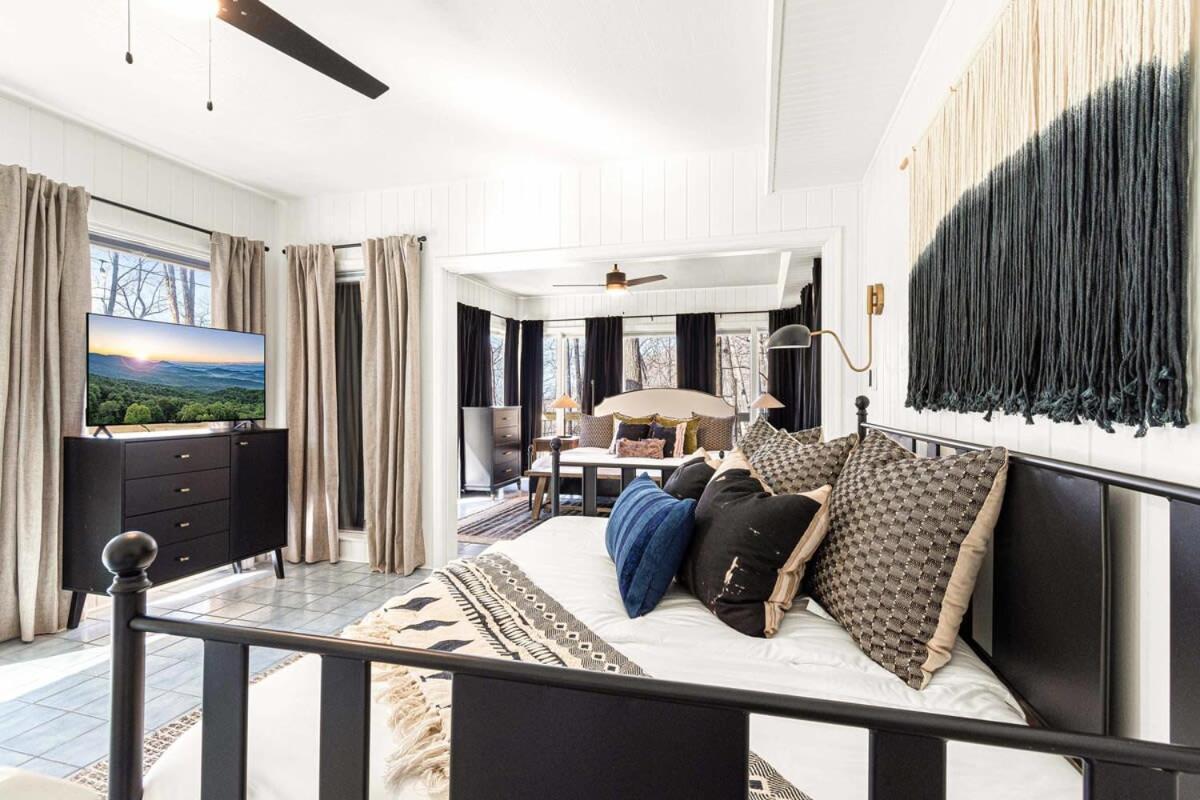 7k Sq Ft Mountain Estate -the Epic Experience