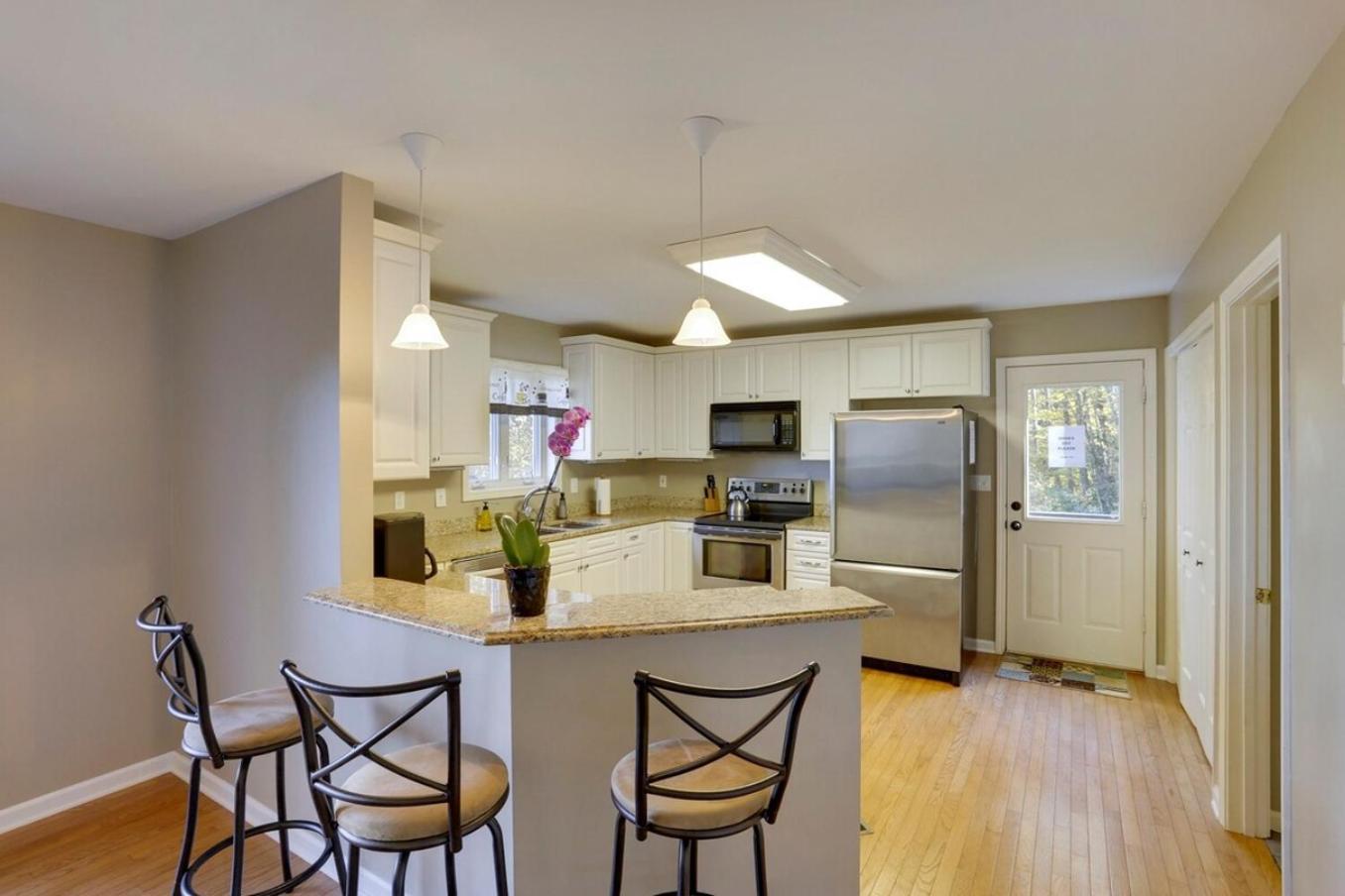 Very Close To Dt & Biltmore, Fire Pit, View Holiday home *