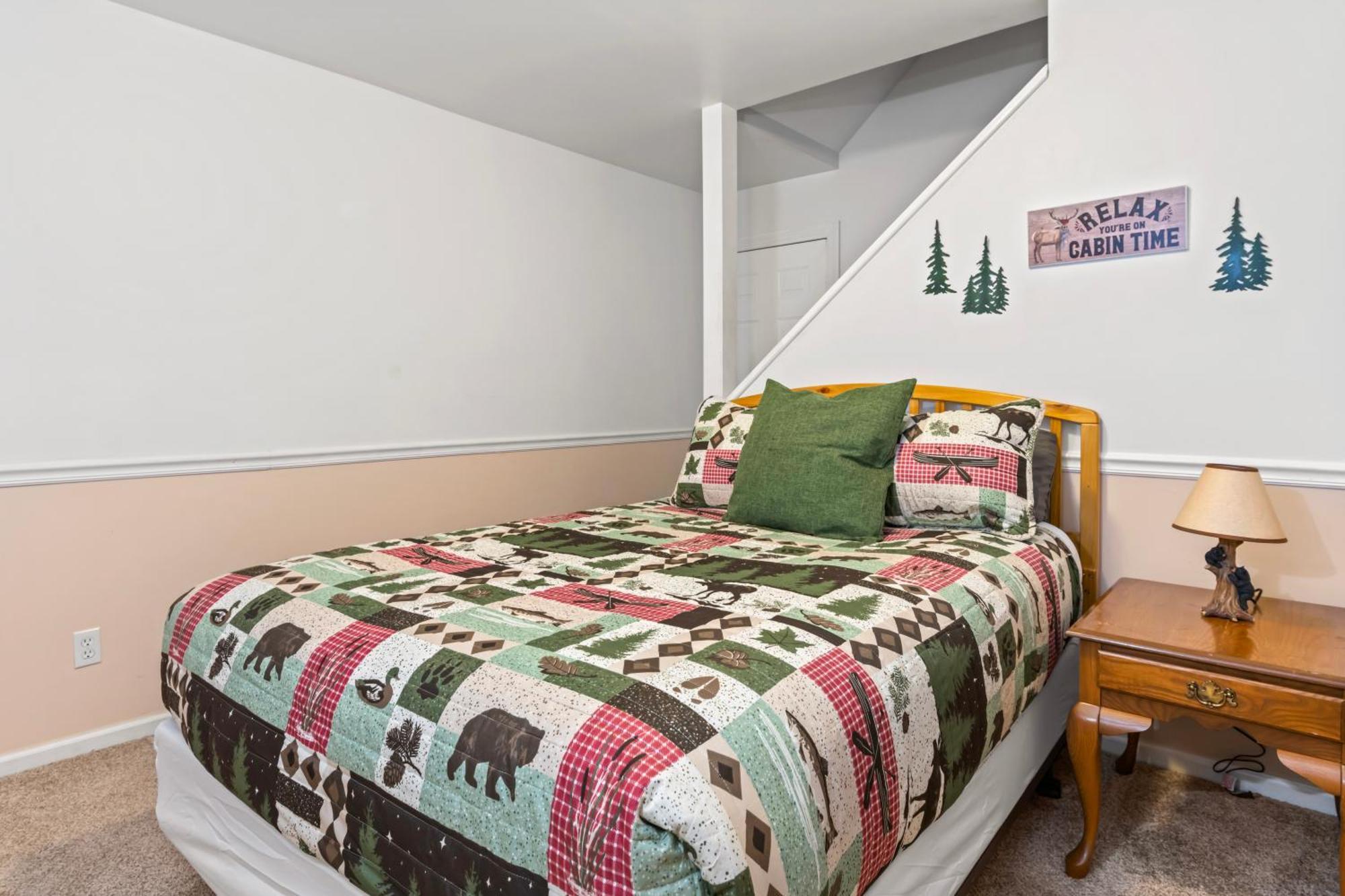 Very Close To Dt & Biltmore, Fire Pit, View Holiday home