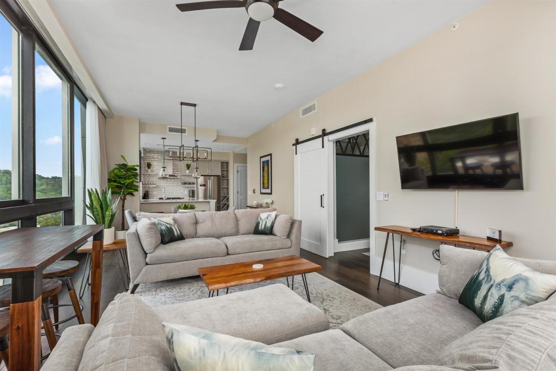 Cloud 10 Apartment