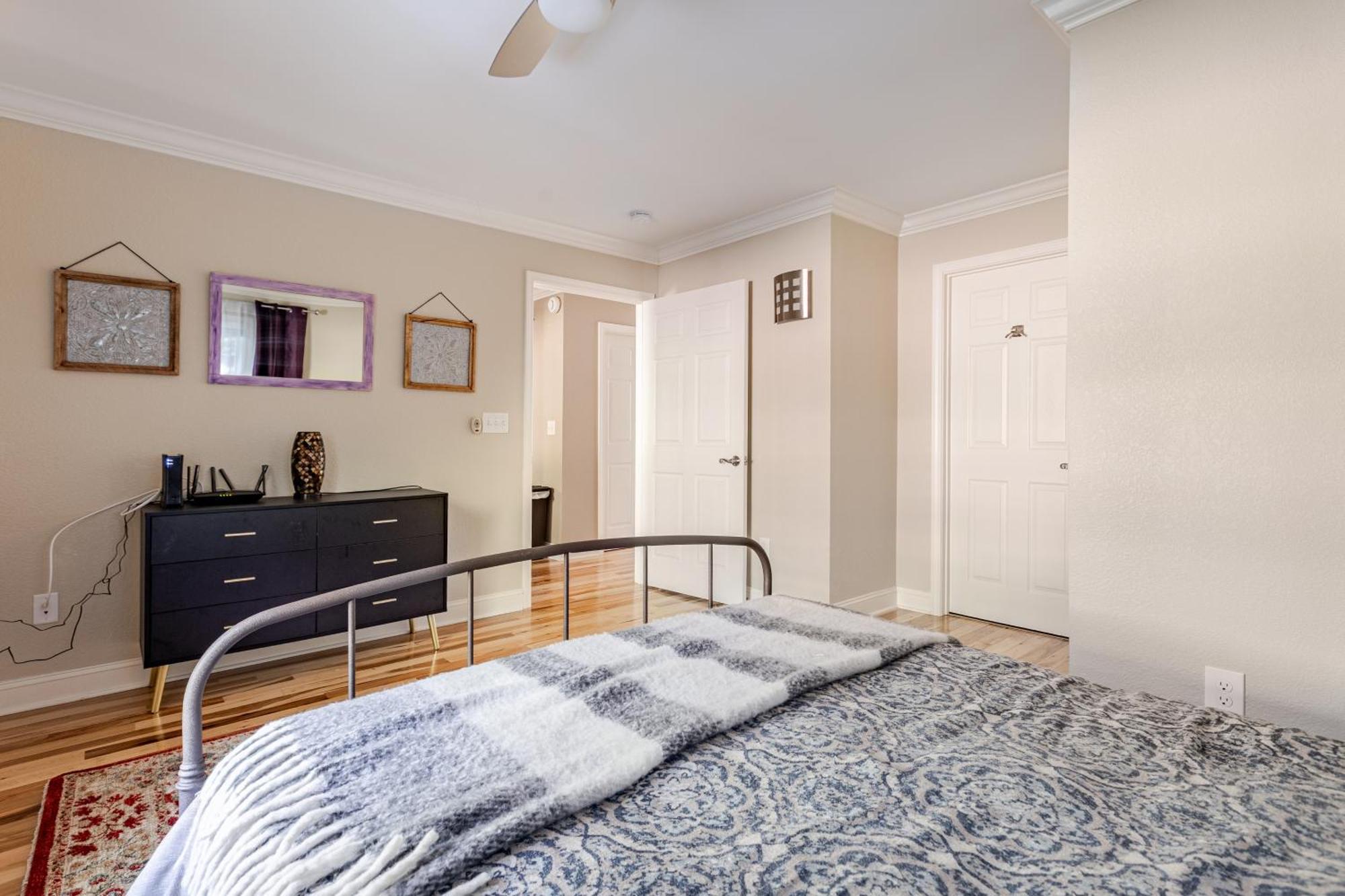 Apartment Pet Friendly - Cozy Nut Shell Asheville