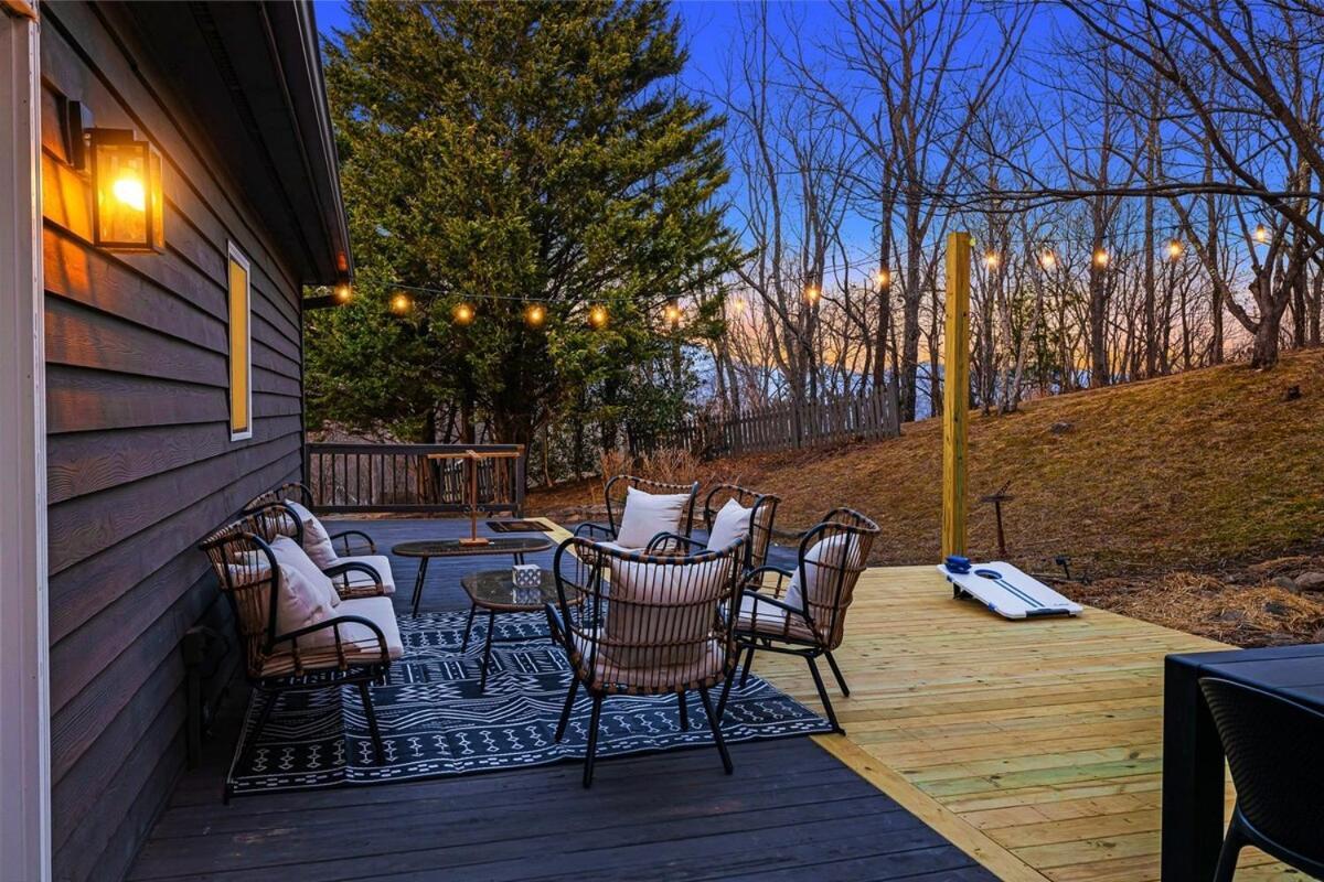 Black Bear Ridge Charming Pet-friendly Getaway Holiday home