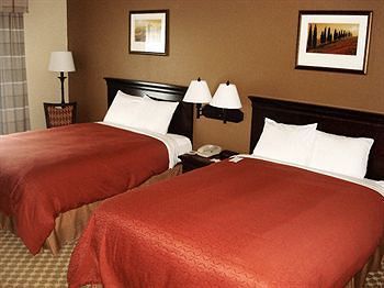 Country & By Radisson, West Near Biltmore Hotel 3*