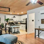 Wellington Cottage 2Br Modern Boho