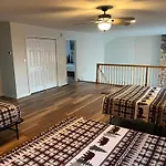 10 Min To Dt, 16 Min To Biltmore, Apartment Incl