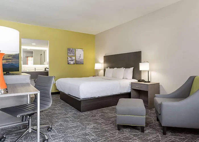 Quality Inn Asheville Downtown Tunnel Rd