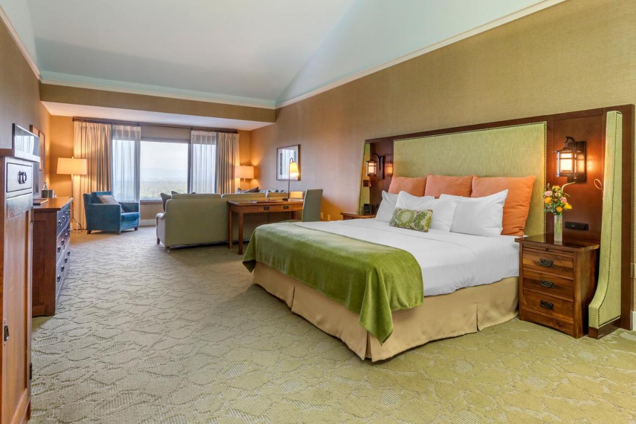 The Omni Grove Park & - Resort