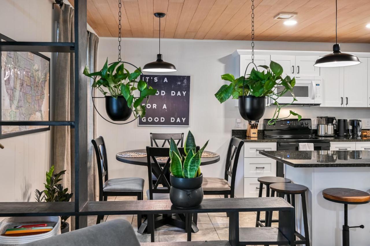 Holiday home Wellington 2br Modern Boho Asheville