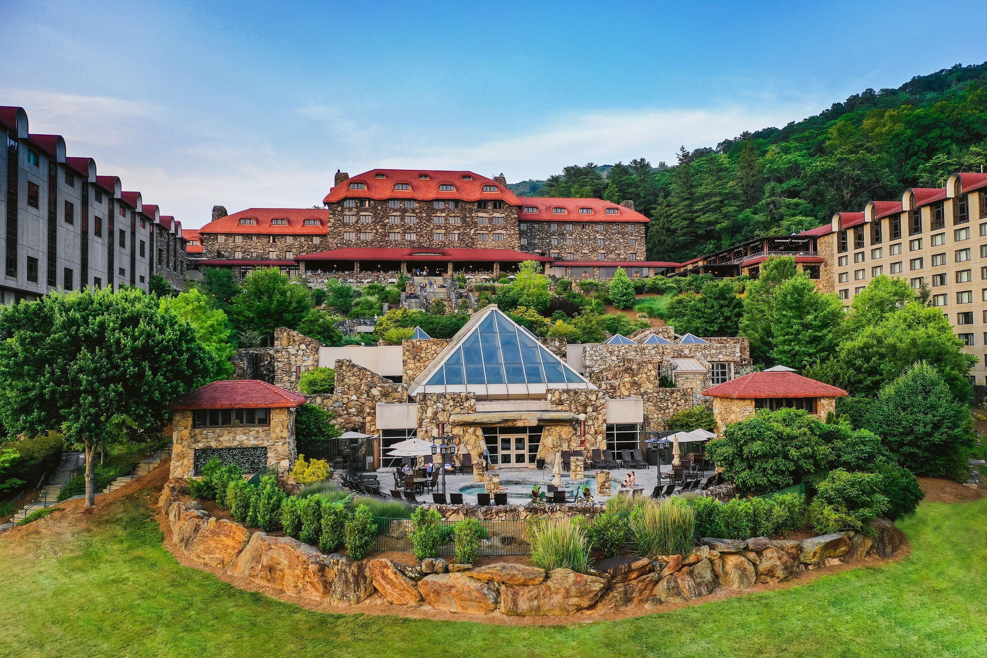 The Omni Grove Park & - Resort Asheville