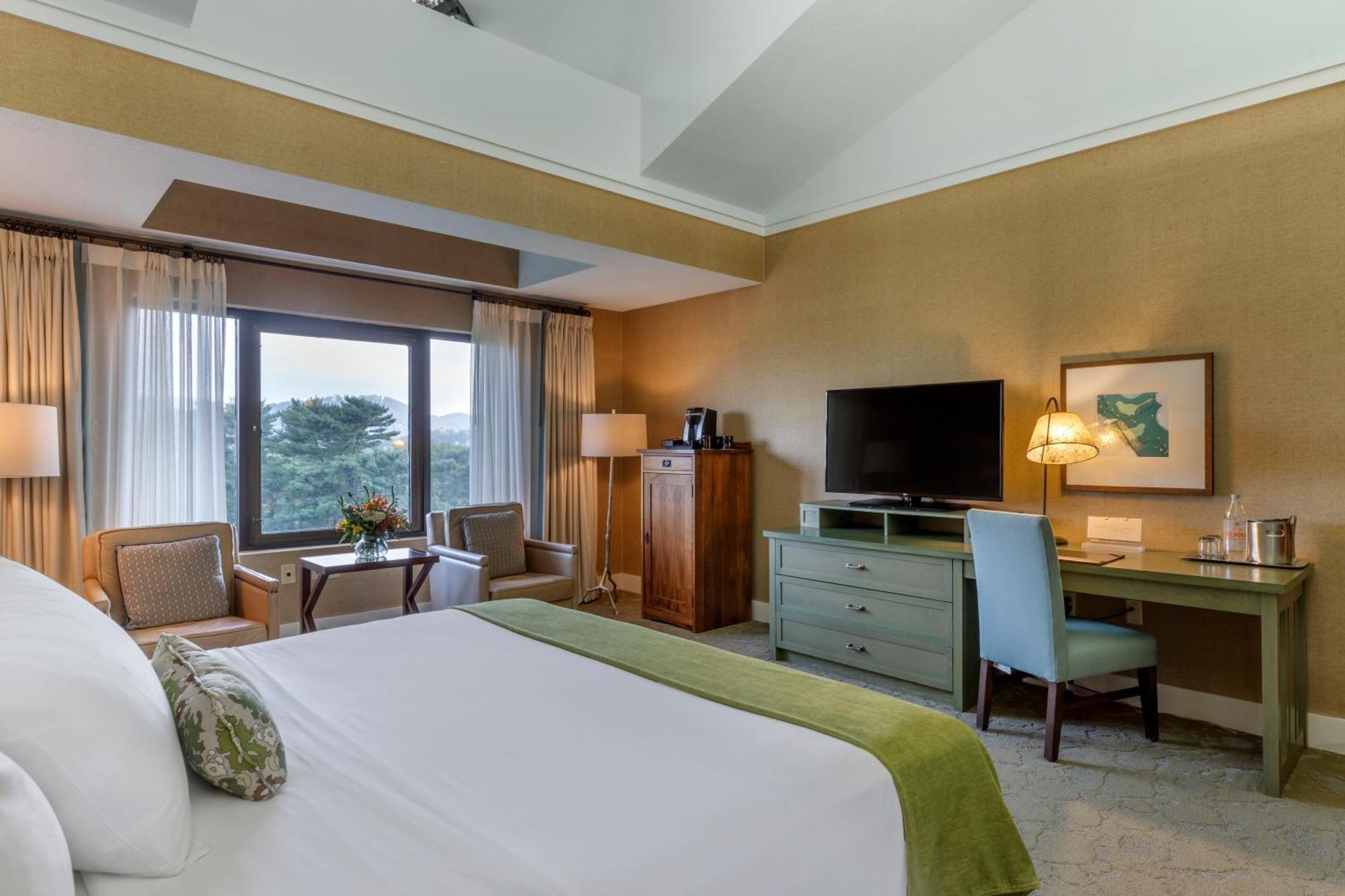 Resort The Omni Grove Park & -