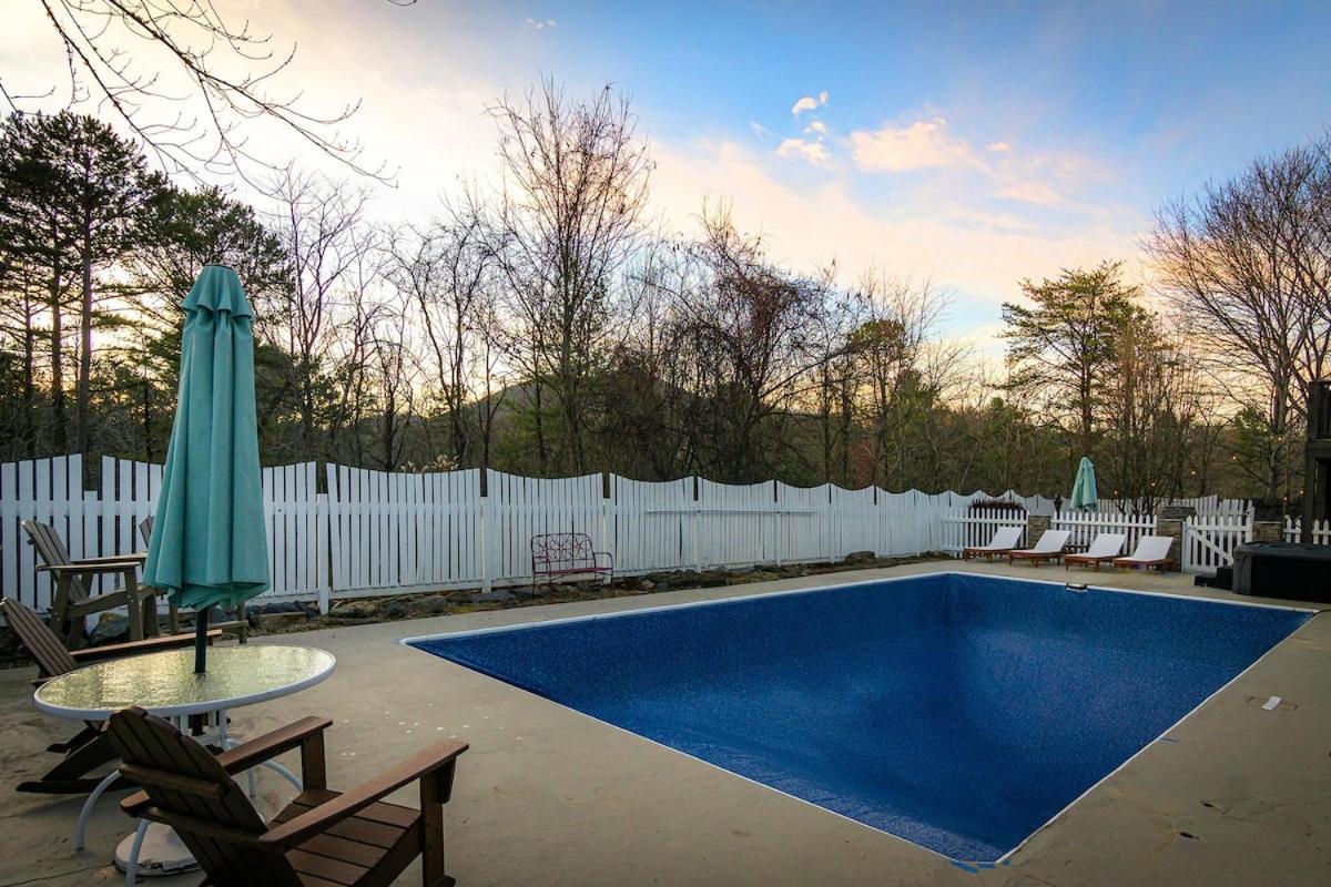 Holiday home 10 Mins To Dt Pool Hot Tub Game *