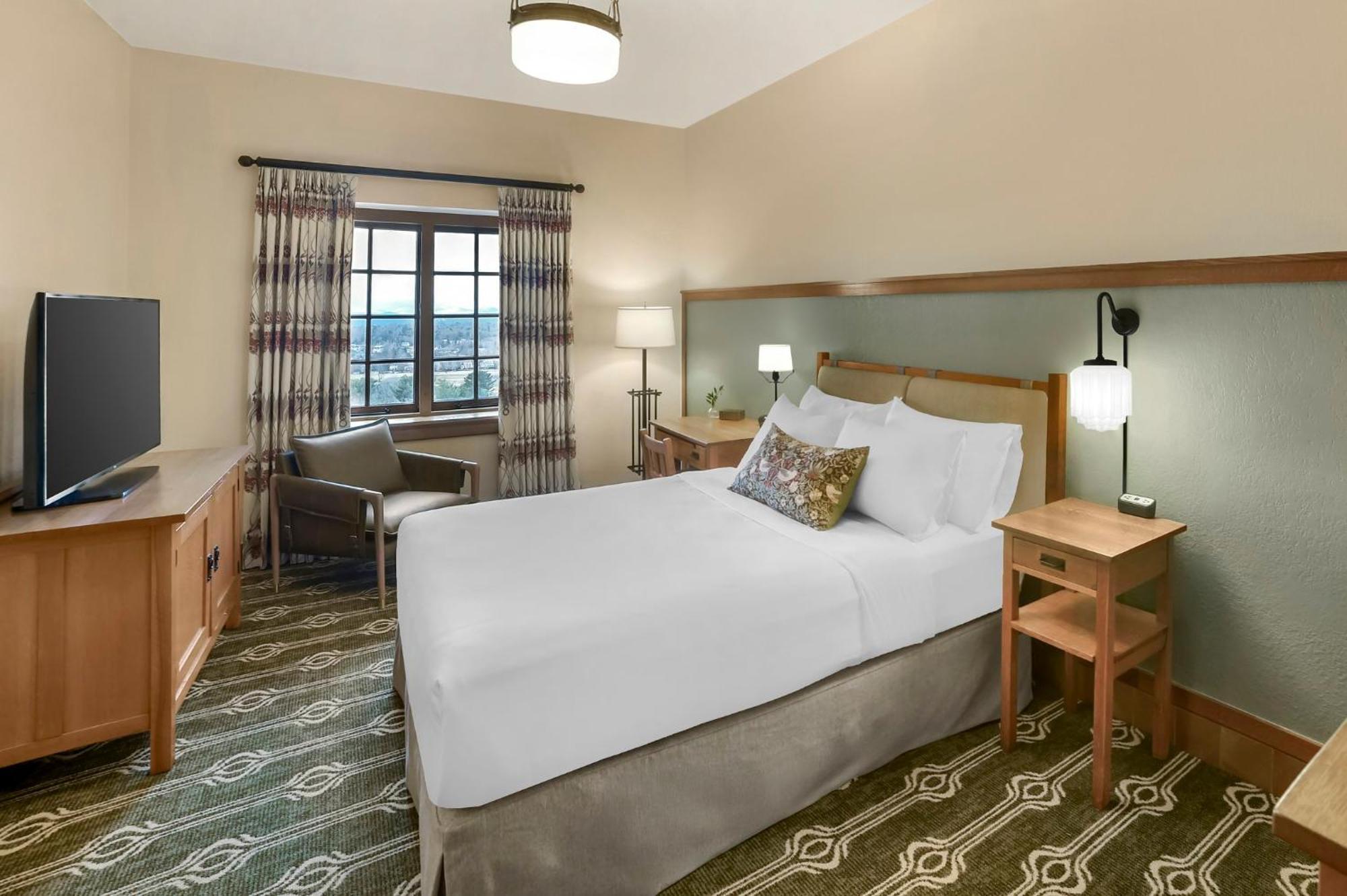 The Omni Grove Park & - 4*