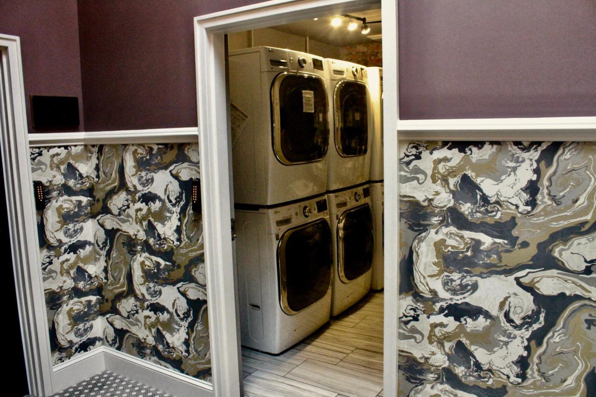 Apartment 80 Lex 204 Industrial Chic