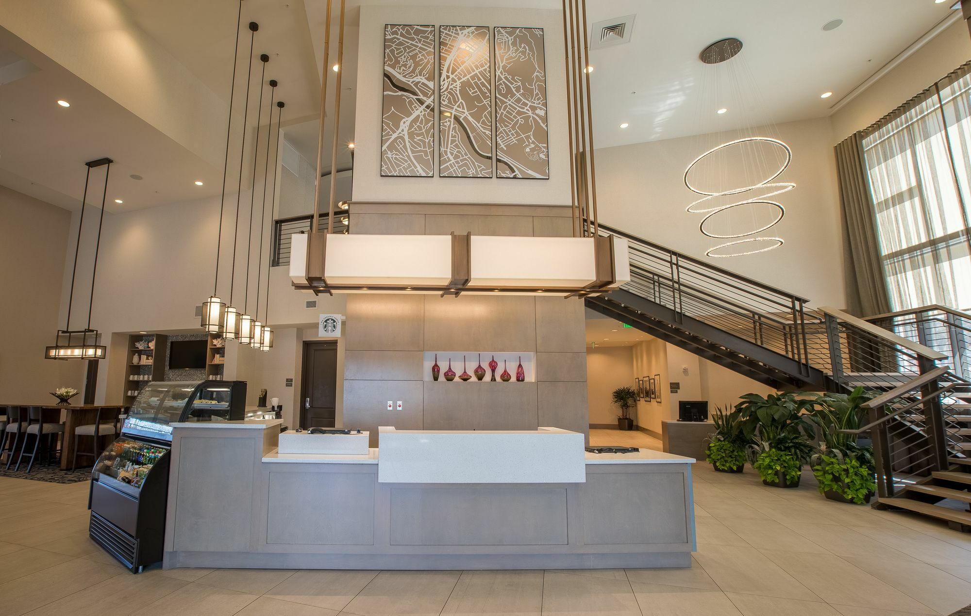 Doubletree By Hilton Downtown Hotel 4*